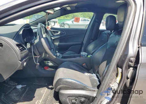 2015 Chrysler 200 S из США, поврежденный, VIN 1C3CCCBB6FN719886